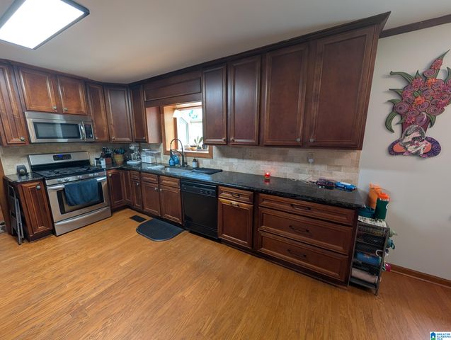 5521 TIMBER HILL ROAD, Birmingham, AL 35242