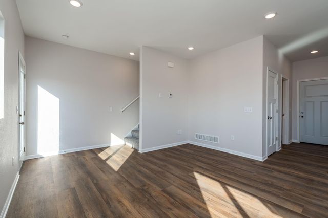 3123 Noble Drive, Mankato, MN 56001