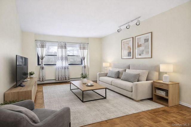 505 Central Avenue 104, White Plains, NY 10606