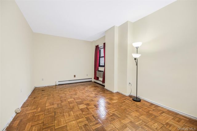 505 Central Avenue 104, White Plains, NY 10606