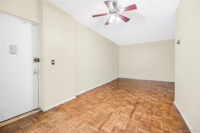 505 Central Avenue 104, White Plains, NY 10606