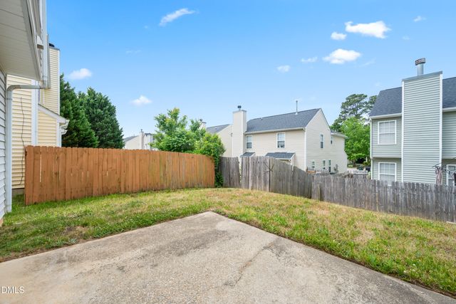 1532 Pebble Ridge Drive, Raleigh, NC 27610