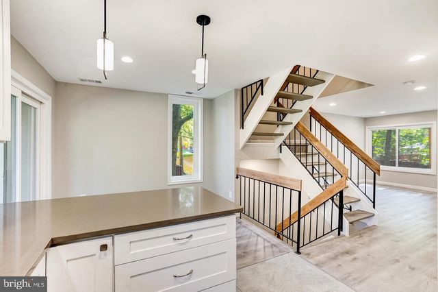 2246 WHITE CORNUS LN, Reston, VA 20191