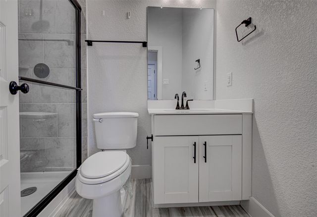 822 Wild Pecan LOOP, Buda, TX 78610