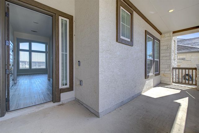 822 Wild Pecan LOOP, Buda, TX 78610