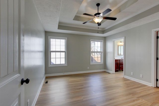 3661 Fox Tail Dr, Clarksville, TN 37040