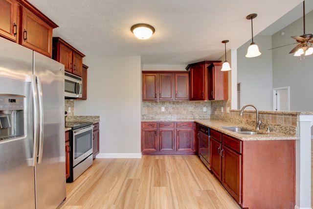 3661 Fox Tail Dr, Clarksville, TN 37040