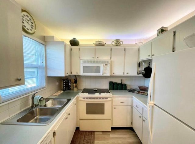 2600 SE Ocean Boulevard A2, Stuart, FL 34996