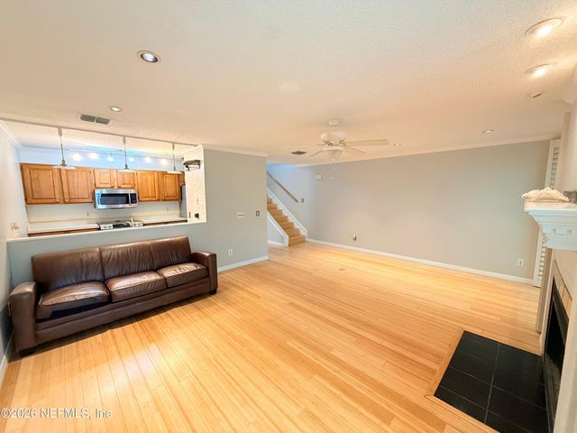5215 SAN JOSE Boulevard 110, Jacksonville, FL 32207