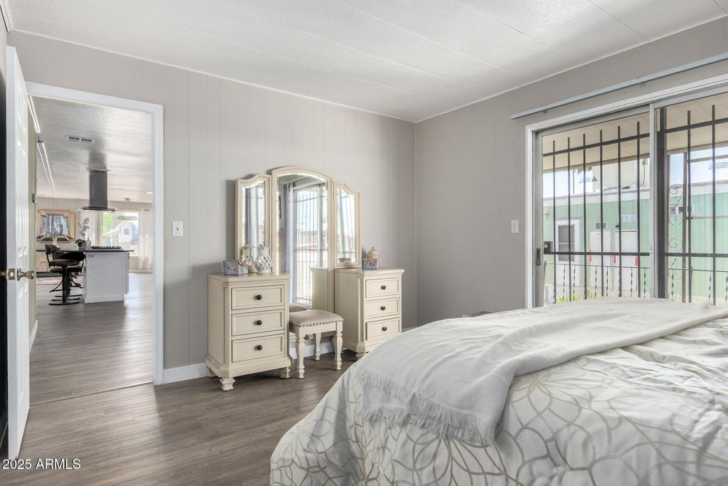 Image 11 of property listing at 2650 W UNION HILLS Drive 98, Phoenix, AZ 85027