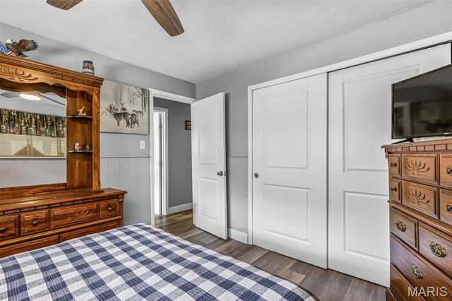 196 North Lake Drive, Hillsboro, MO 63050