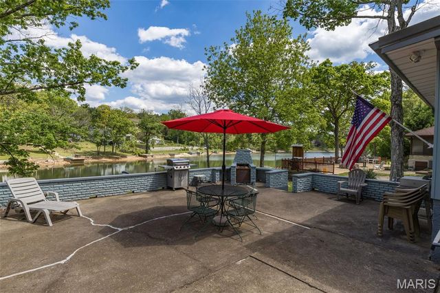 196 North Lake Drive, Hillsboro, MO 63050