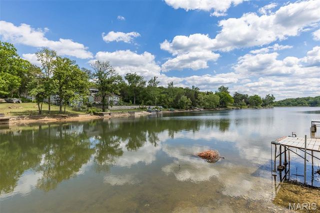 196 North Lake Drive, Hillsboro, MO 63050
