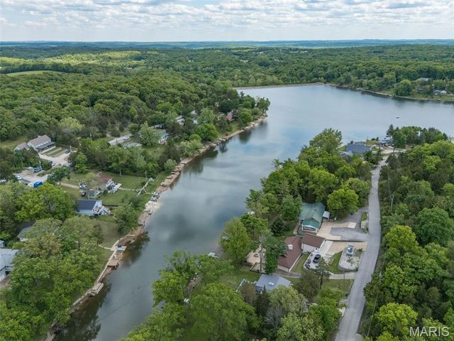 196 North Lake Drive, Hillsboro, MO 63050