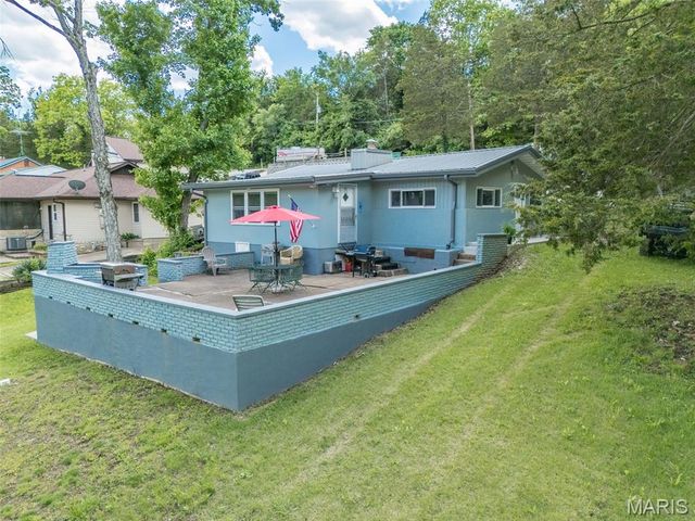 196 North Lake Drive, Hillsboro, MO 63050