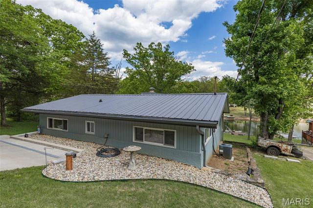 196 North Lake Drive, Hillsboro, MO 63050