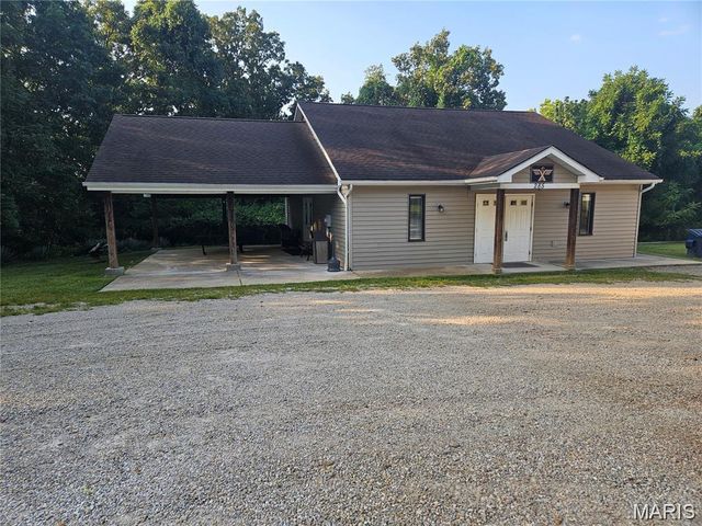 196 North Lake Drive, Hillsboro, MO 63050