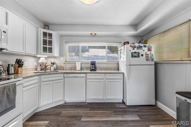 196 North Lake Drive, Hillsboro, MO 63050