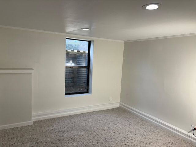 440 N FERN, Wichita, KS 67203