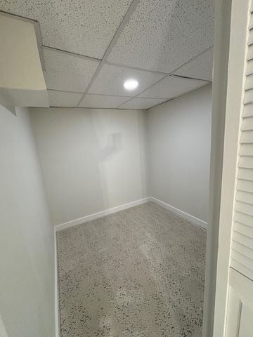 440 N FERN, Wichita, KS 67203