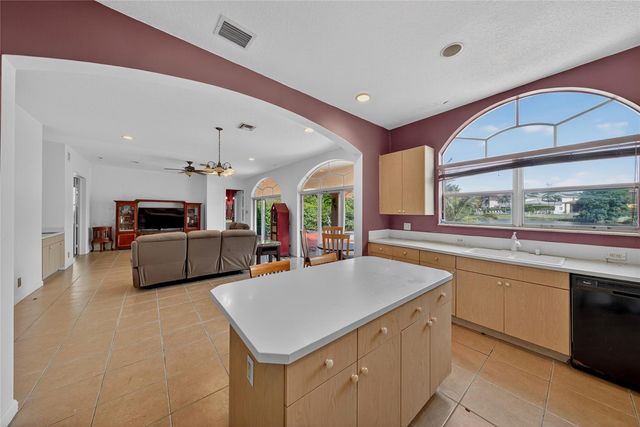 13214 SW 28th St, Miramar, FL 33027