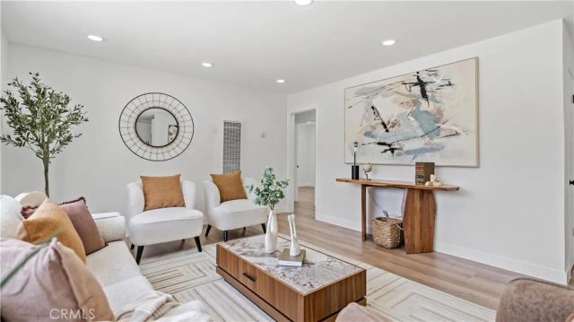 6934 E Espanita, Long Beach, CA 90815