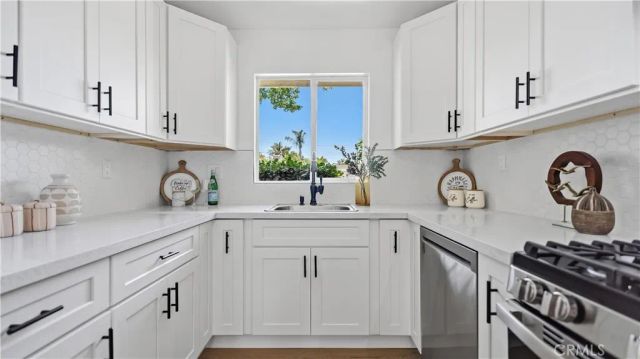 6934 E Espanita, Long Beach, CA 90815