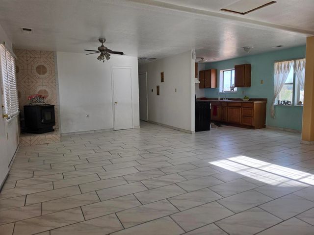 5512 Cleo Road SW, Albuquerque, NM 87121