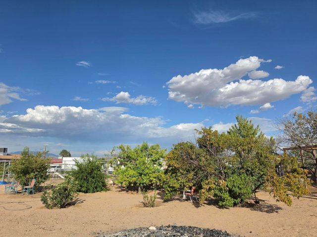 5512 Cleo Road SW, Albuquerque, NM 87121