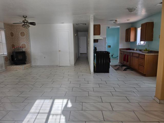 5512 Cleo Road SW, Albuquerque, NM 87121
