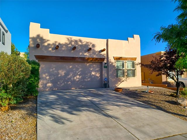 4225 Entrada Sonata, Santa Fe, NM 87507