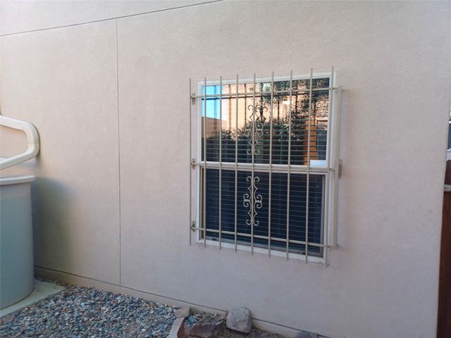 4225 Entrada Sonata, Santa Fe, NM 87507