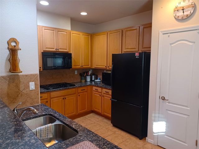 4225 Entrada Sonata, Santa Fe, NM 87507