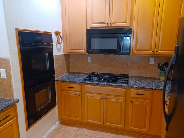 4225 Entrada Sonata, Santa Fe, NM 87507