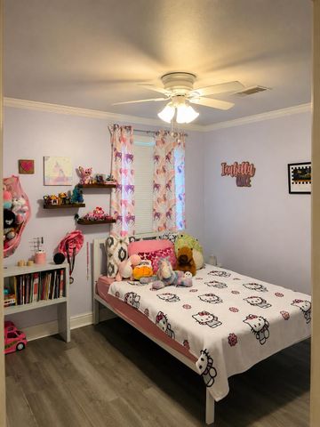 537 Oak St, Marrero, LA 70072