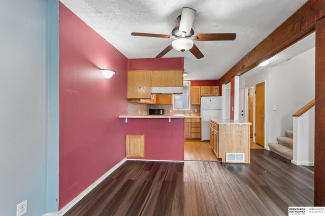 10836 Seward Street, Omaha, NE 68154