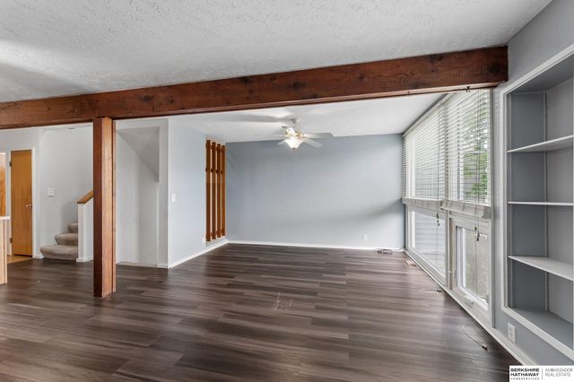 10836 Seward Street, Omaha, NE 68154