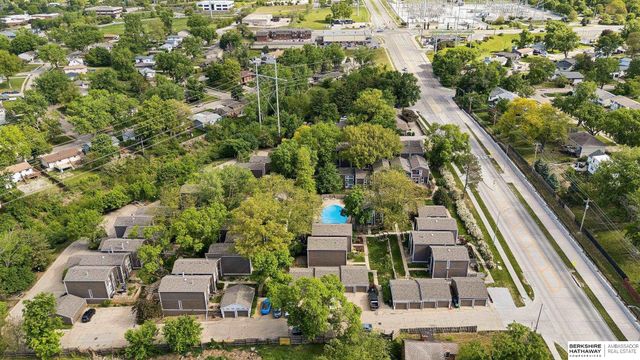 10836 Seward Street, Omaha, NE 68154