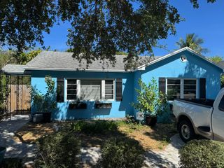 920 N L Street 2, Lake Worth Beach, FL 33460