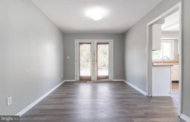 438 BLOOMSBURY AVE, Baltimore, MD 21228