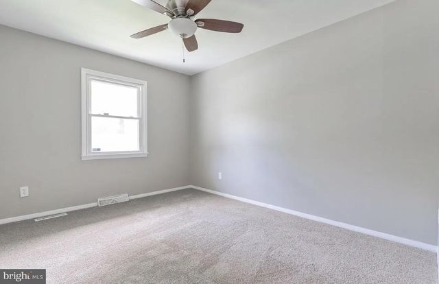 438 BLOOMSBURY AVE, Baltimore, MD 21228