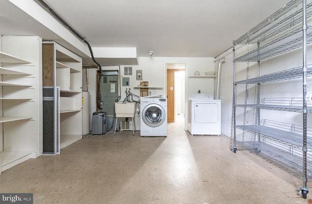 438 BLOOMSBURY AVE, Baltimore, MD 21228