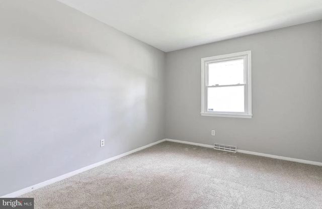 438 BLOOMSBURY AVE, Baltimore, MD 21228