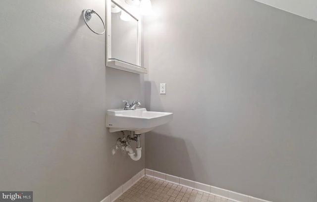 438 BLOOMSBURY AVE, Baltimore, MD 21228