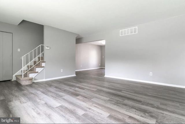 438 BLOOMSBURY AVE, Baltimore, MD 21228