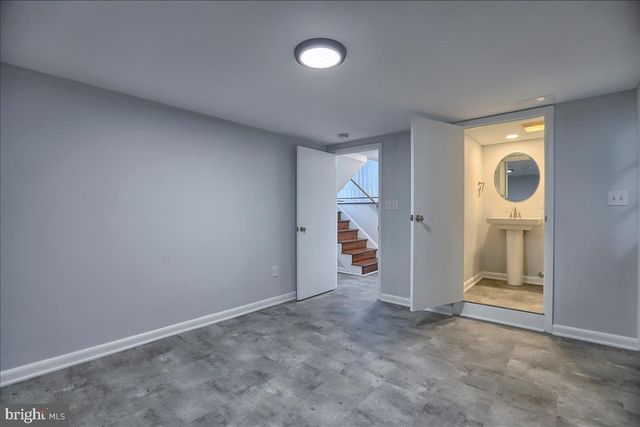 164 N FAIRVILLE AVE, Harrisburg, PA 17112