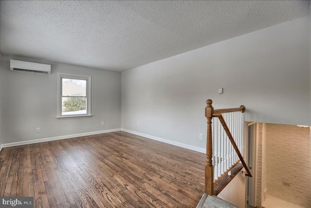 164 N FAIRVILLE AVE, Harrisburg, PA 17112