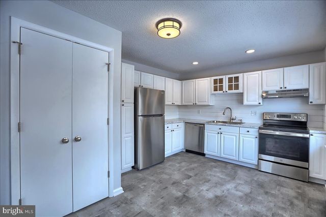 164 N FAIRVILLE AVE, Harrisburg, PA 17112