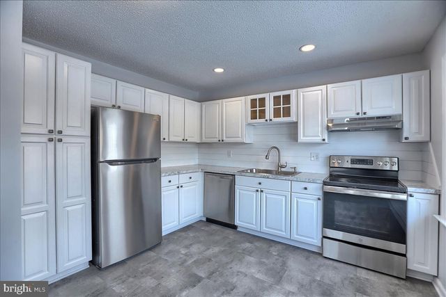 164 N FAIRVILLE AVE, Harrisburg, PA 17112