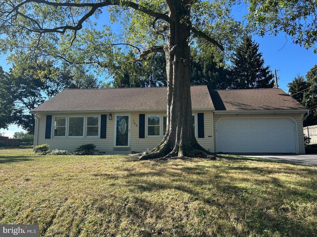 164 N FAIRVILLE AVE, Harrisburg, PA 17112